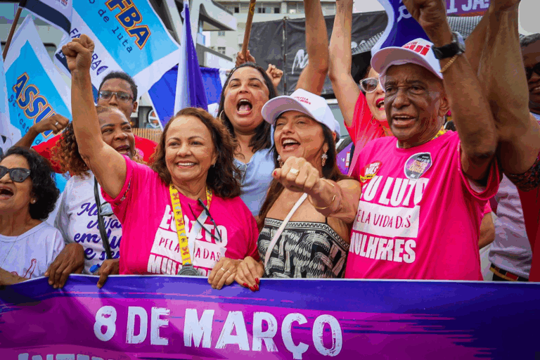 Aladilce defende maior presença feminina na política durante ato do…