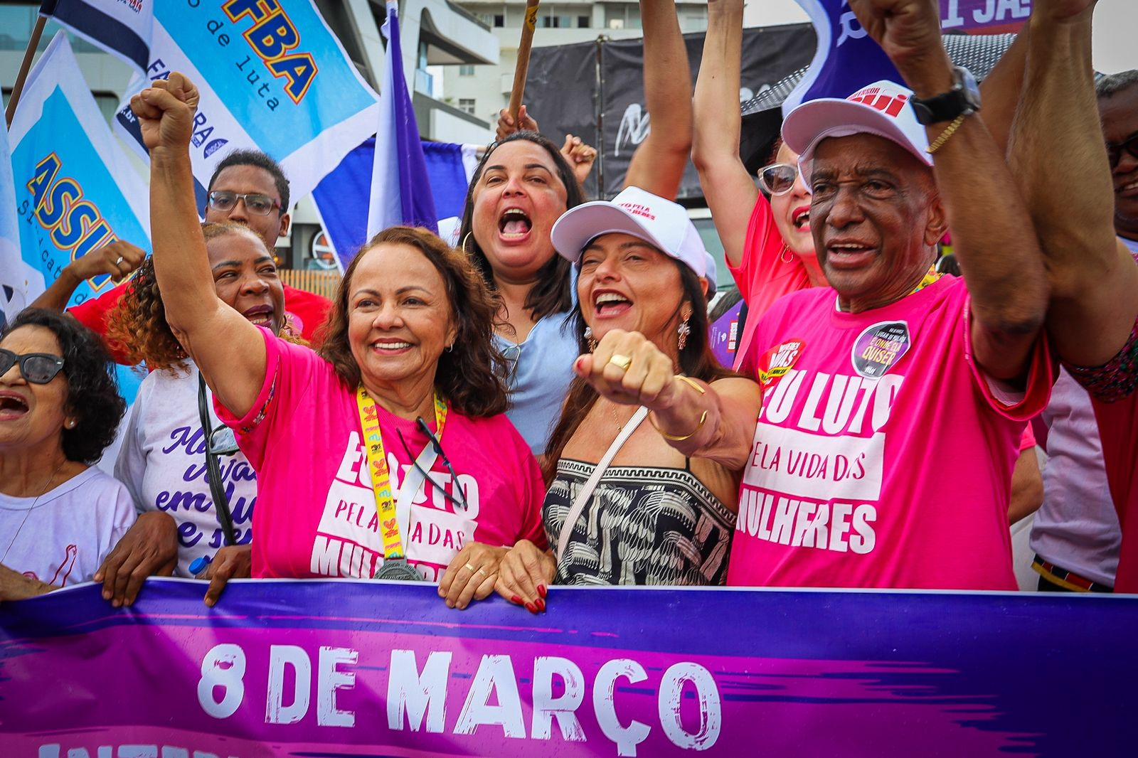 Aladilce defende maior presença feminina na política durante ato do Dia da Mulher