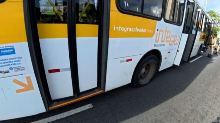 PM atira em pneus de ônibus para conter motorista em surto na Avenida…