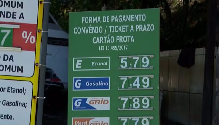 Gasolina sobe pela segunda vez em março e chega a R$ 7,49 em Salvador