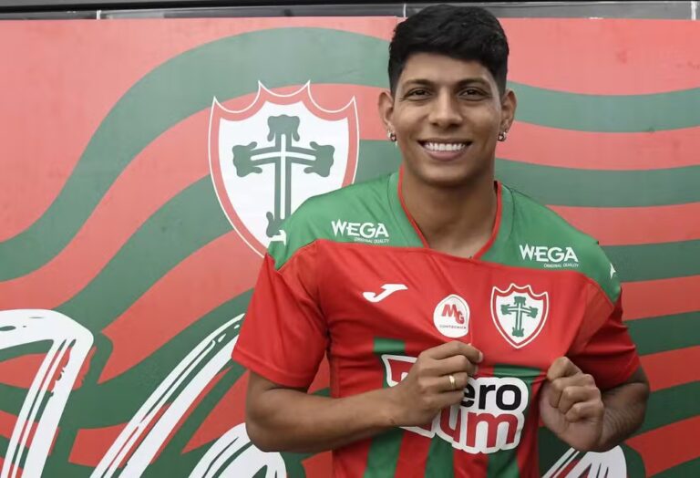 Vitória encaminha acerto com volante destaque do Campeonato Paulista