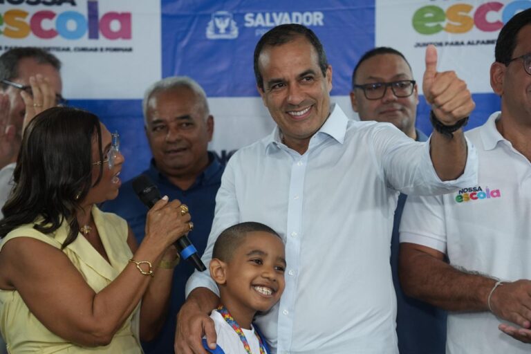 Prefeitura de Salvador inaugura nova escola no Lobato