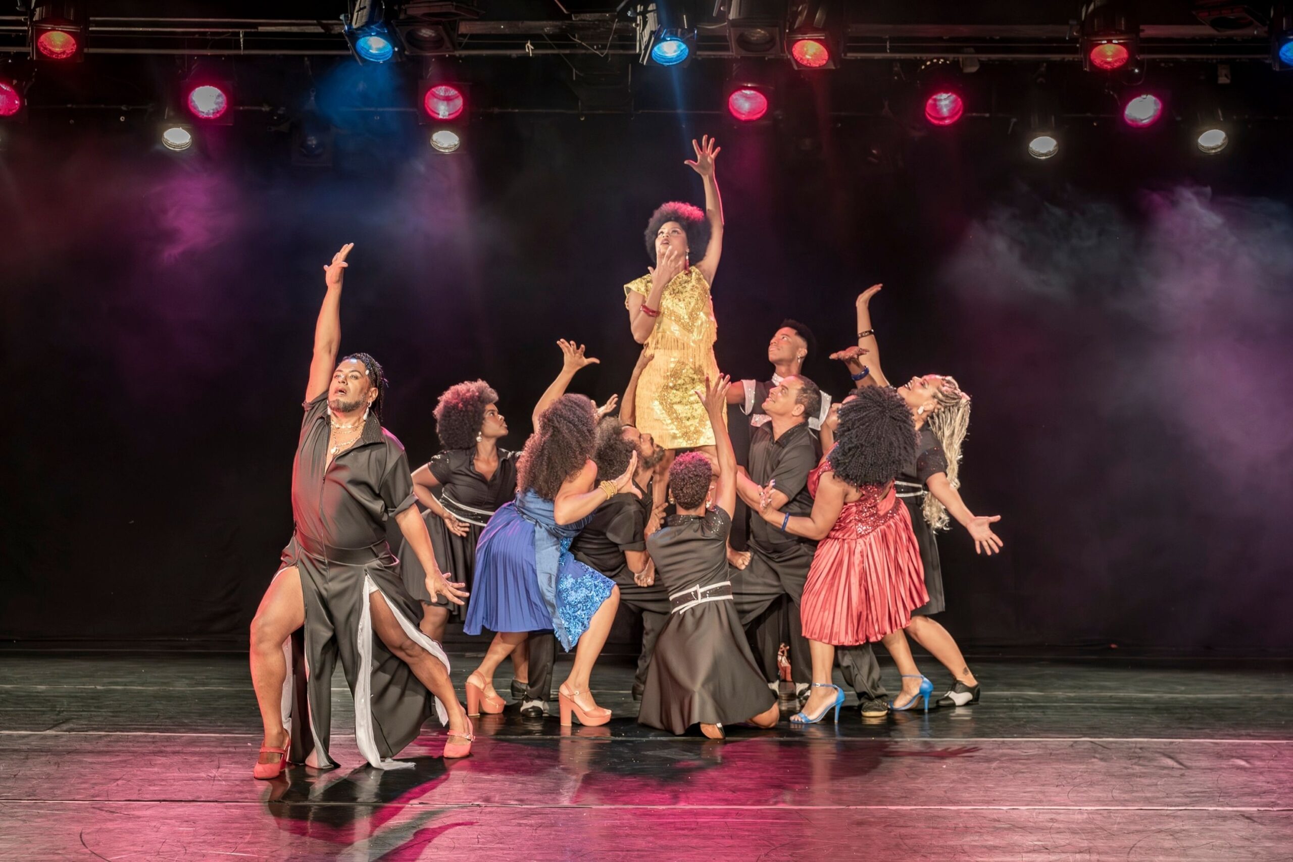 Espetáculo que homenageia Elza Soares chega a Salvador em nova montagem