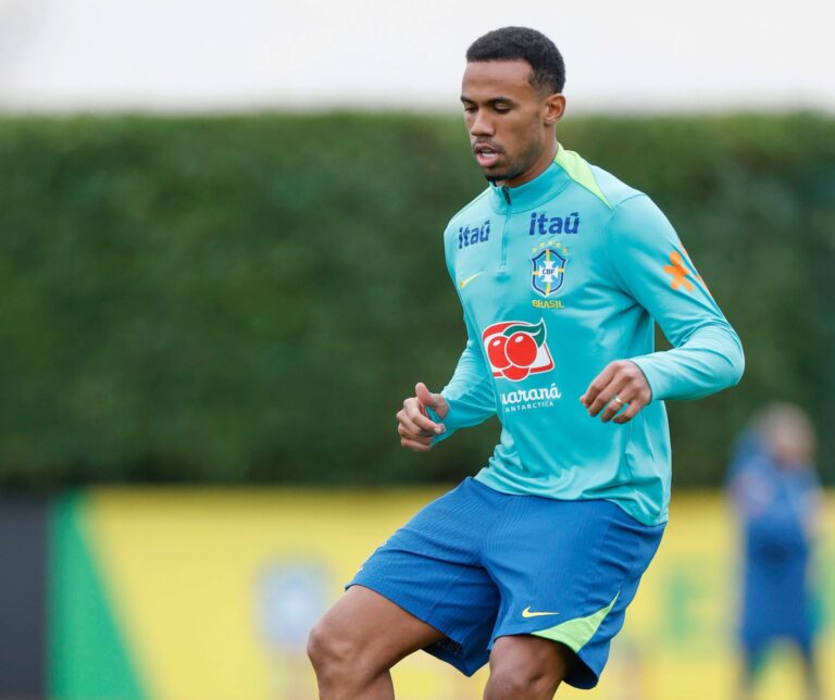 Zagueiro é cortado da Seleção Brasileira para os amistosos contra…