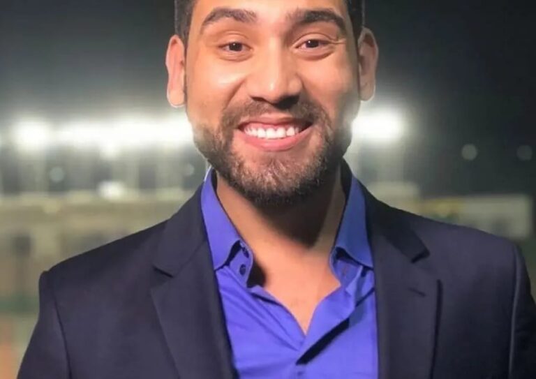 Narrador da TV Bahia anuncia ação judicial após ataques nas redes