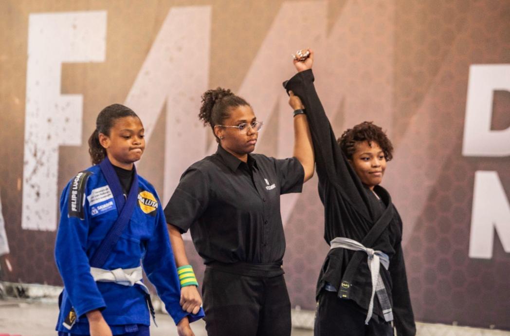 Evento na Região Metropolitana de Salvador incentiva mulheres no jiu-jitsu