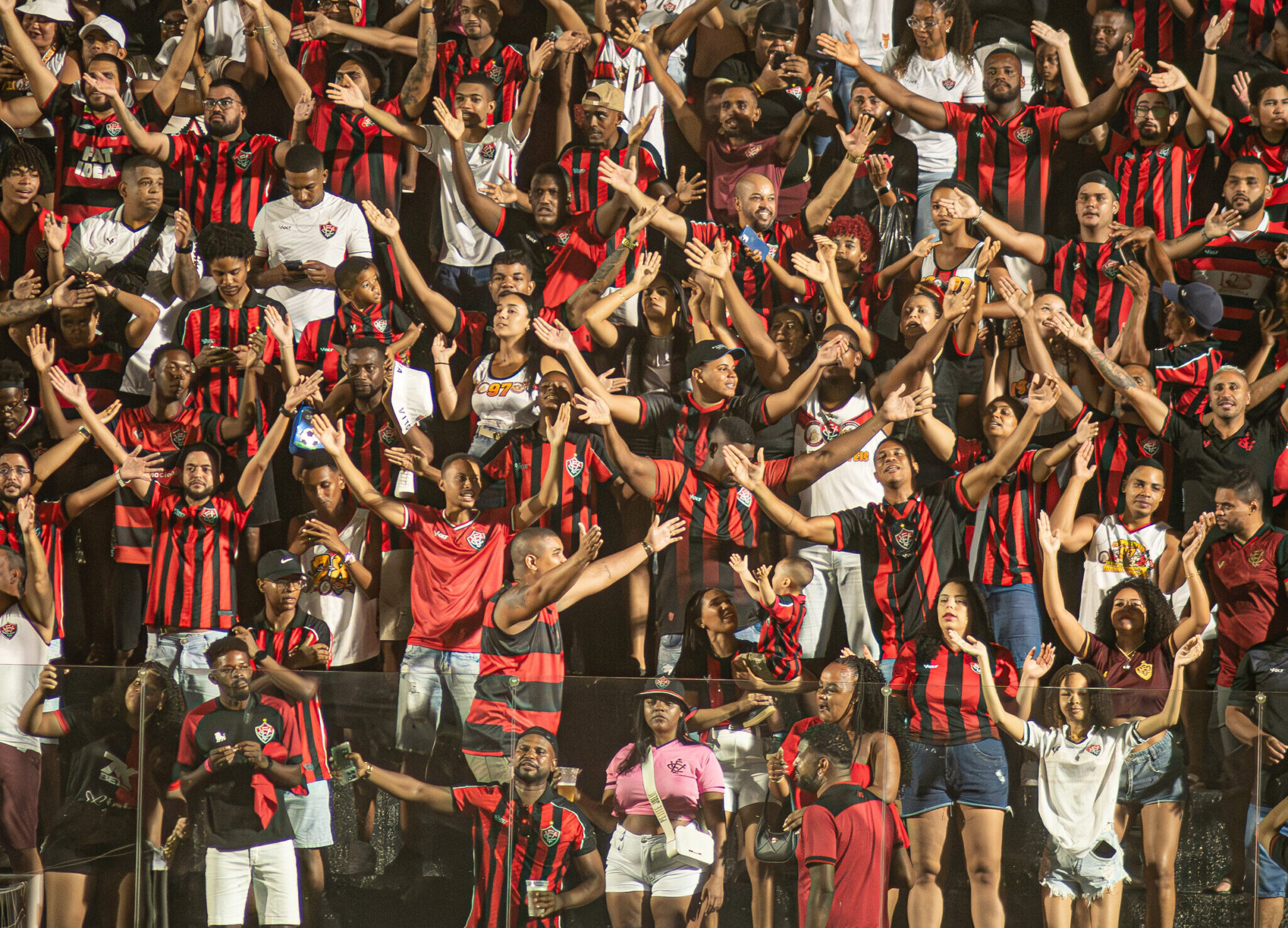 Vitória faz promoção de ingressos para estreia na Copa do Nordeste; saiba como comprar