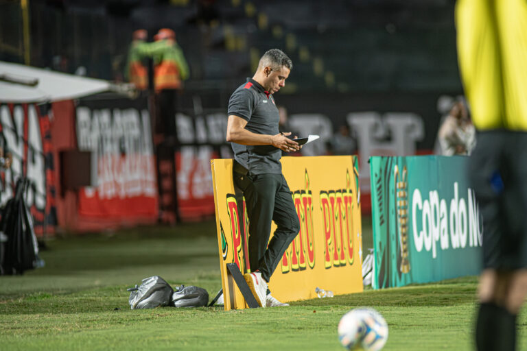 Vitória terá força máxima contra o CRB após derrota na estreia, diz…