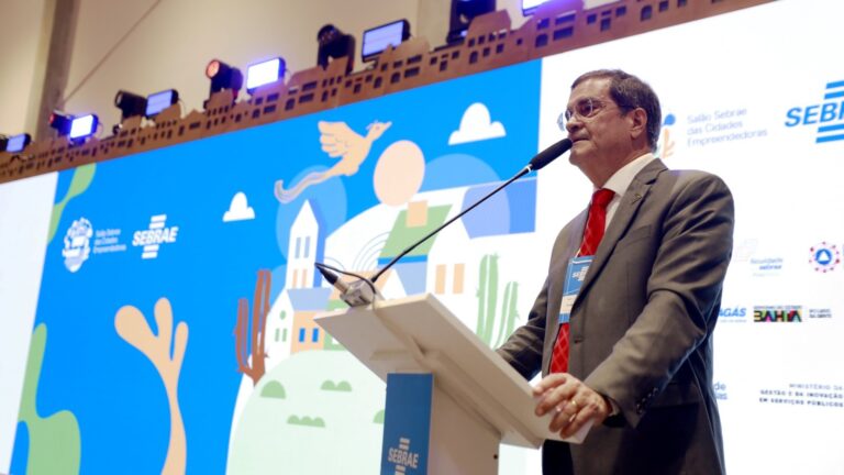 Governo reforça apoio aos municípios baianos no Salão Sebrae das…