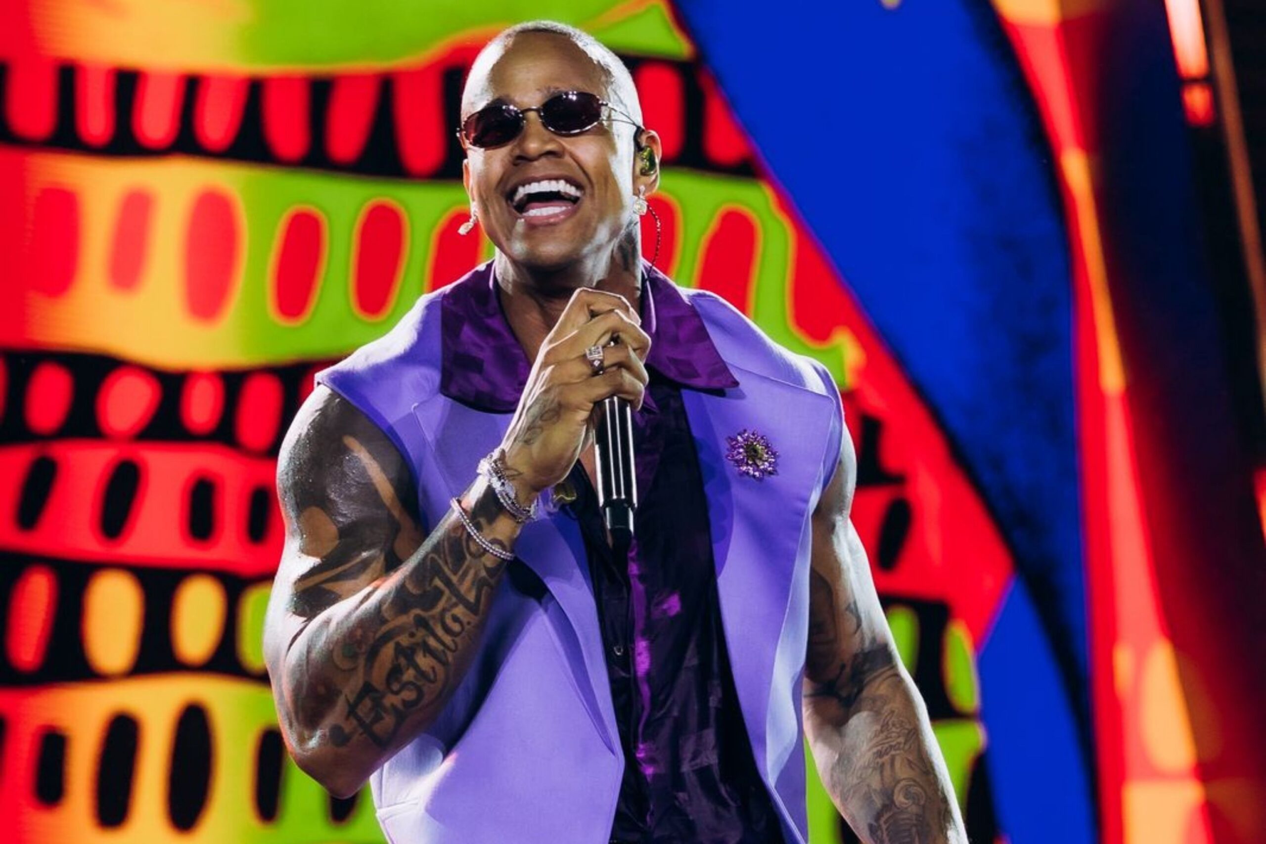 Léo Santana lança segunda parte do projeto em comemoração aos 20 anos de carreira