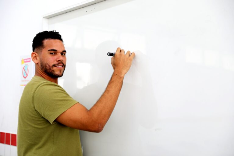 SEC convoca 600 professores da educação básica aprovados em processo…