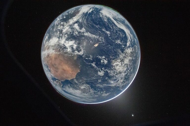 NASA divulga novas imagens da Terra captadas pela missão Artemis II