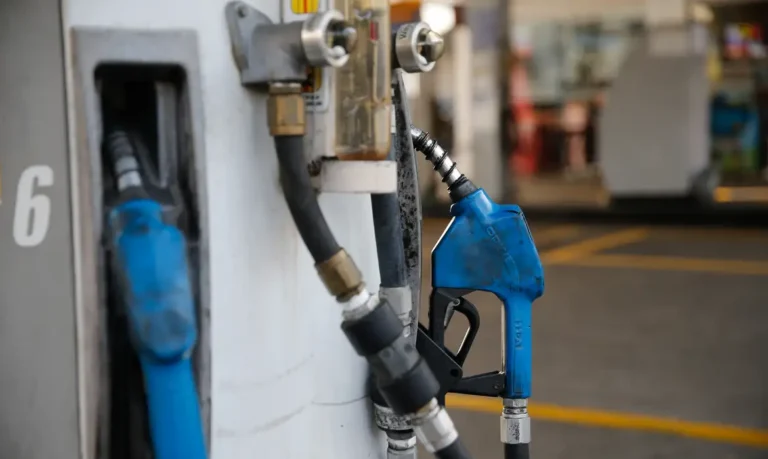Acelen aumenta preço da gasolina a partir desta quinta-feira (30)