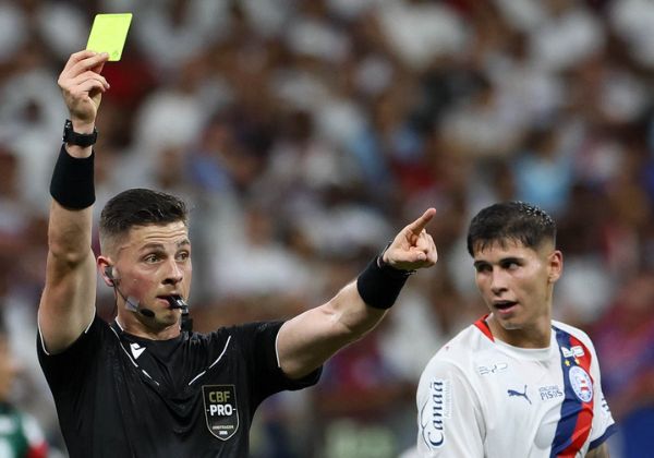 VÍDEO: Repórter questiona árbitro de Bahia x Palmeiras na saída da Fonte Nova