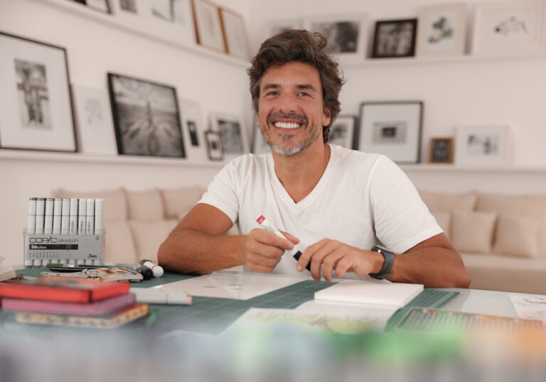 Chico Baldini apresenta exposição com 20 anos de desenhos em Salvador