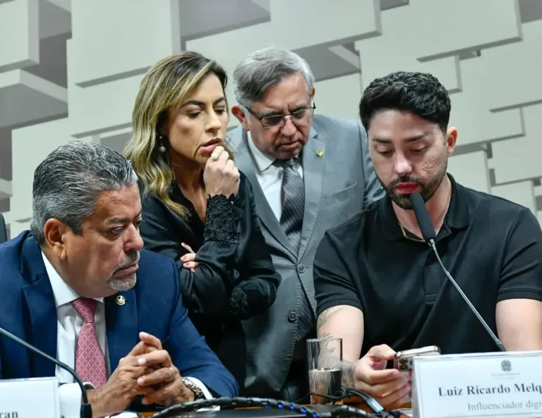 Influenciador se filia ao PSDB e promete propor ‘bolsa maconha’