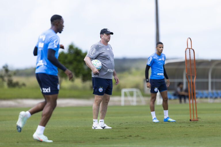 Ceni cumpre suspensão e não comanda o Bahia contra o Flamengo: ‘Zero…