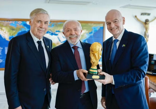 Lula revela que Ancelotti perguntou se deve convocar Neymar para a Copa