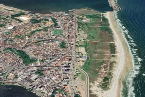 Decisão sobre orla de Ilhéus gera críticas após cessão de área para delegacia da PF