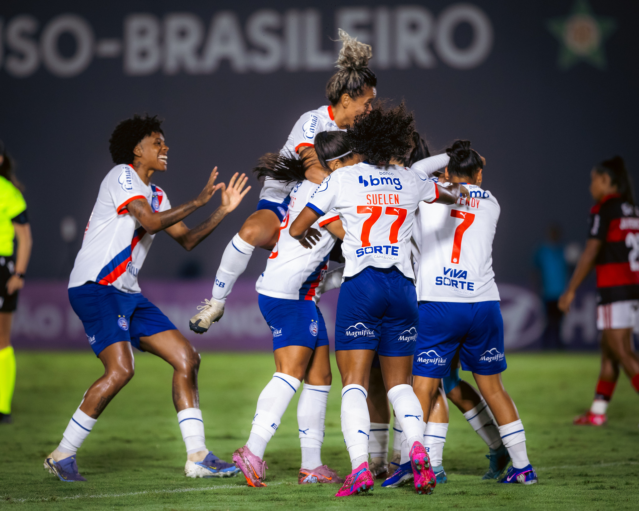 Com triunfo sobre o Flamengo, Bahia assume o terceiro lugar no Brasileirão feminino