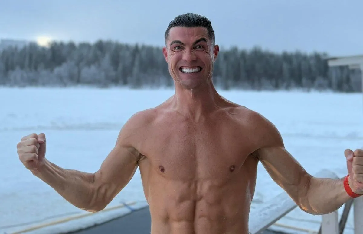 Sem leite, farinha e açúcar: ex-chef detalha dieta regrada de Cristiano Ronaldo