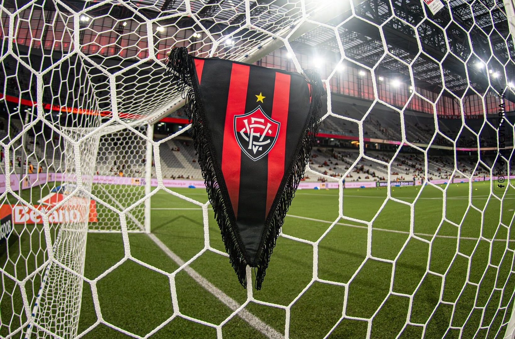 Vitória: Fábio Mota, Jair Ventura e Erick são denunciados e podem ser punidos pelo STJD