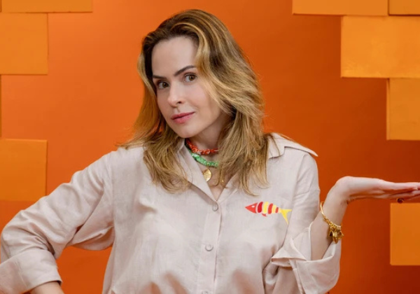 Ana Paula Renault defende fim da escala 6×1 e critica Congresso Nacional