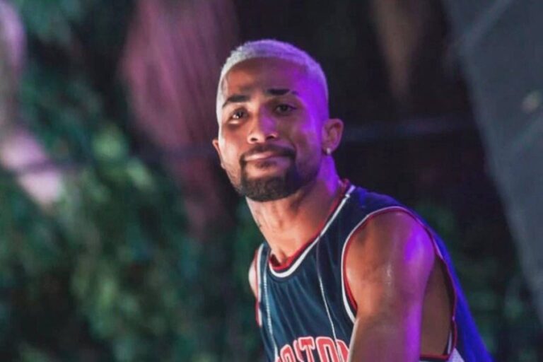 Cantor Zau O Pássaro morre em acidente na BR-116, na Bahia