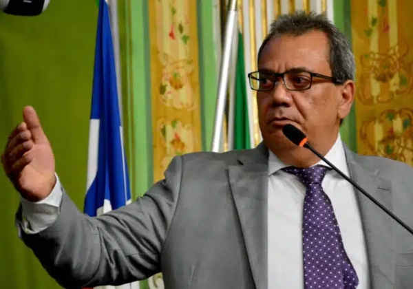 Muniz reage a críticas de Rui sobre educação de Salvador e pede união