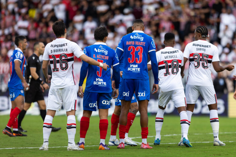 Zagueiro do Bahia se destaca e entra na seleção da rodada do…