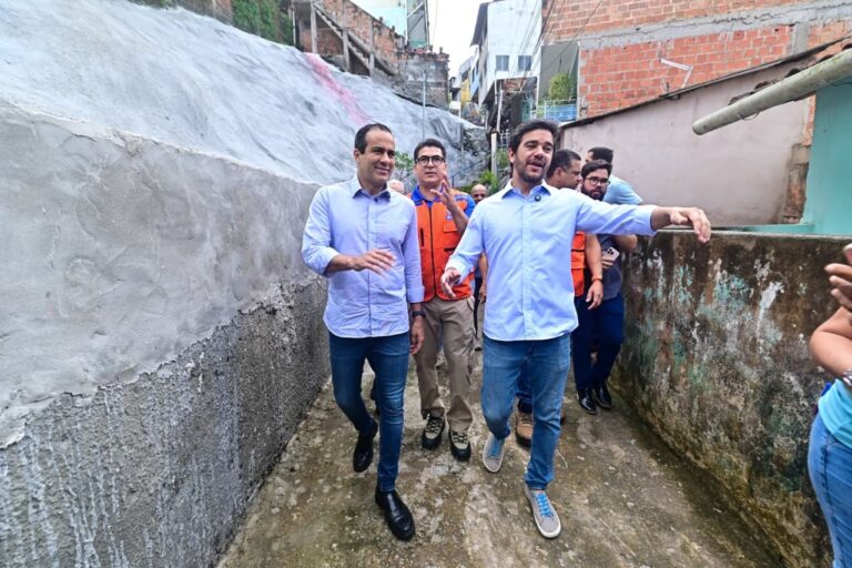 Prefeitura entrega e inaugura geomanta no bairro de Cidade Nova