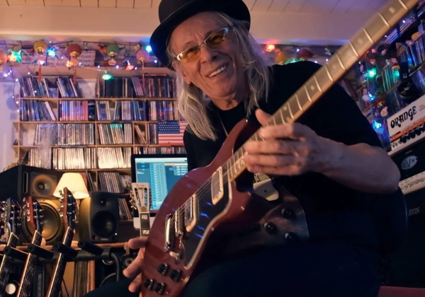 Morre Luiz Carlini, guitarrista histórico do rock brasileiro, aos 73 anos