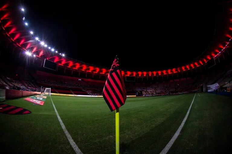 Lateral e atacante sentem dores, mas não preocupam o Flamengo na…