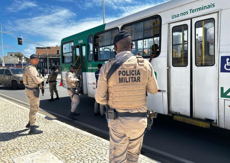 Roubos a ônibus na Bahia desabam 35% e março registra menor índice…