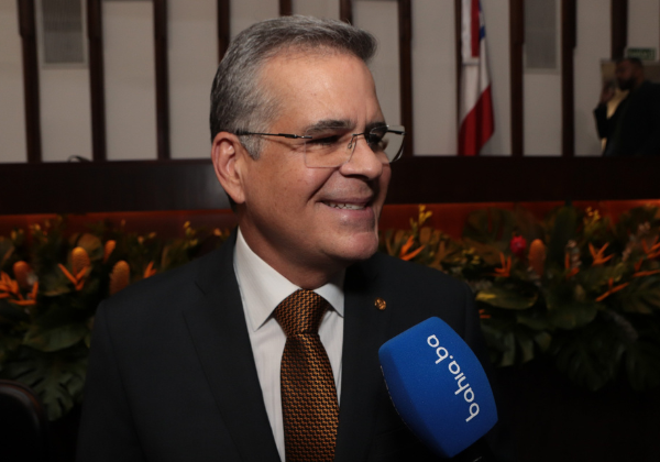 Maurício Leahy destaca assistência da CAAB em sessão pelos 80 anos
