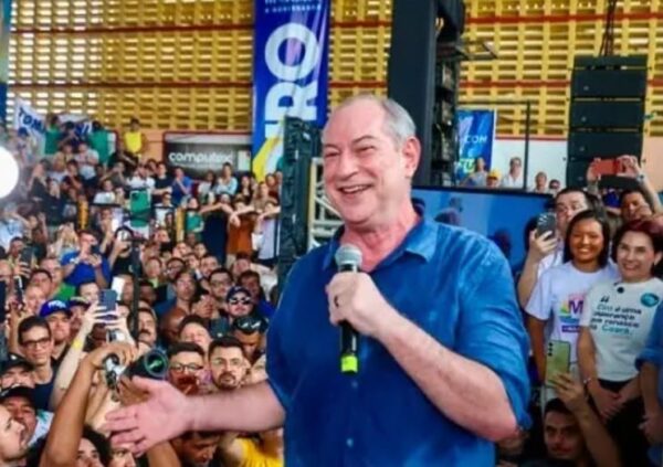 Ciro Gomes lança pré-candidatura ao Governo do Ceará
