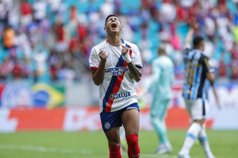 Bahia empata com o Grêmio e chega a sete jogos sem vencer na temporada
