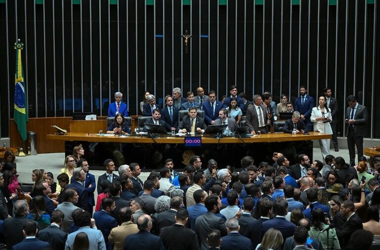 Senado reage e pede ao STF que valide Lei da Dosimetria: ‘Resposta à…