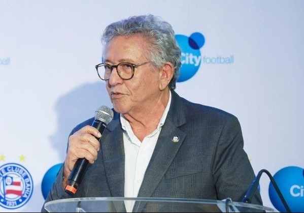 Prefeito de Camaçari vai a Manchester para reunião com o Grupo City; entenda