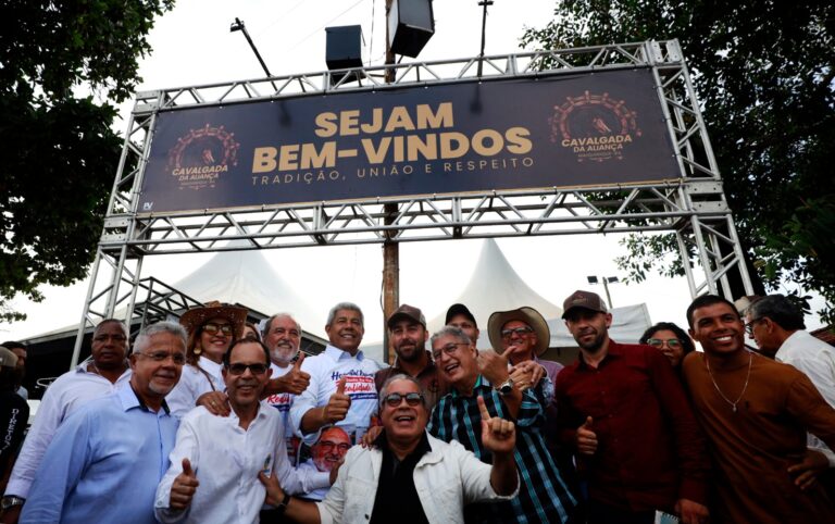 Jerônimo participa de exposição agropecuária em Itapetinga e destaca…