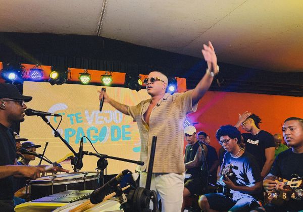 Renanzinho CBX comanda 4ª edição do ‘Te Vejo no Pagode’ no Mercado Modelo