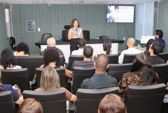 Câmara de Salvador inicia digitalização de acervo com mais de 15 milhões de páginas