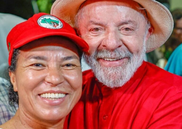 Ex-deputada da Bahia assume papel estratégico na campanha de Lula em…