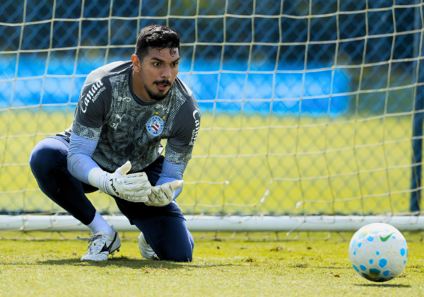 Com apenas 2 jogos, João Paulo sofreu 31% dos gols do Bahia no Brasileirão