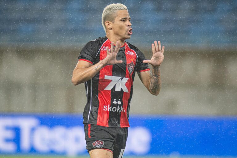 Vitória garante valor milionário com vaga na final da Copa do Nordeste