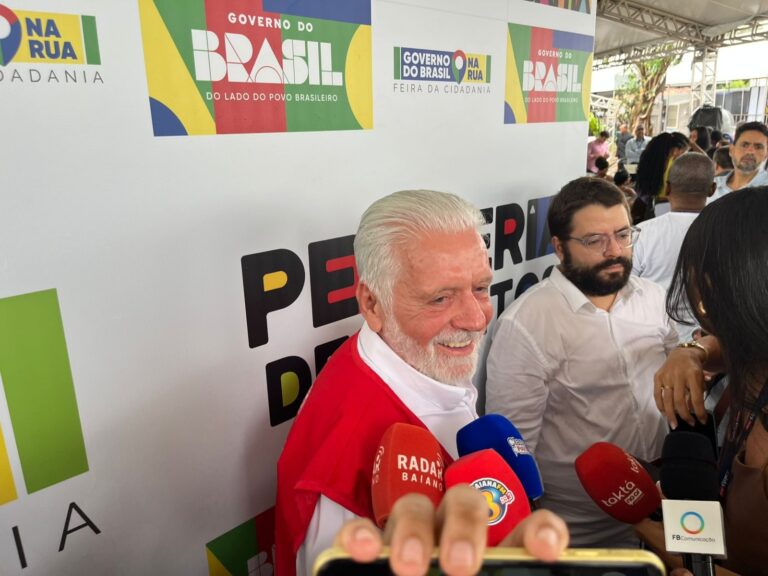 Wagner reage a Trump e classifica ida de Flávio aos EUA como…