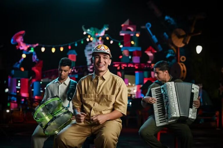 João Gomes regrava clássico de ‘Toy Story’ para campanha do quinto…
