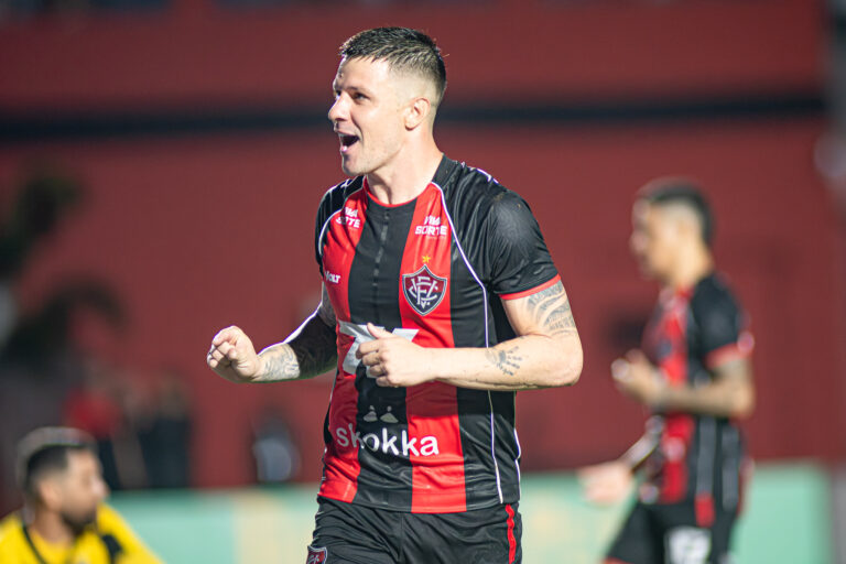 Com gol do título do Vitória, Renato Kayzer divide artilharia do…