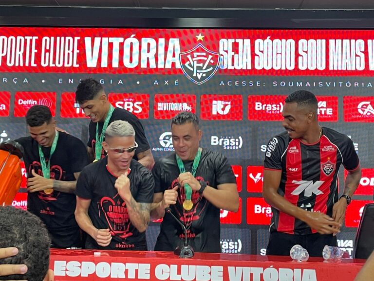 Sob banho de gelo, Jair Ventura cancela coletiva após conquista do…