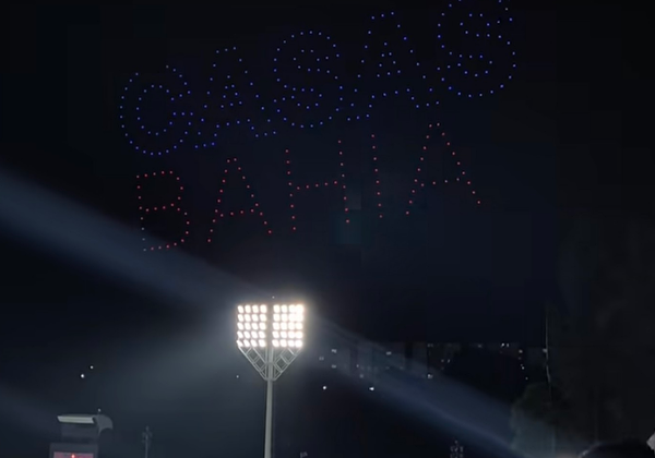 Espetáculo de drones com as cores do rival gera revolta na torcida do Vitória após título